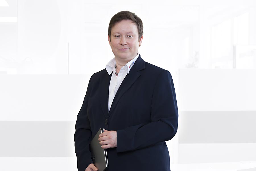 Betriebswirt IHK Ilona Schrade Gebr. SAACKE GmbH&Co.KG